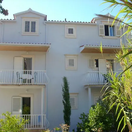 In Bol/insel Brac 6037 Apartment